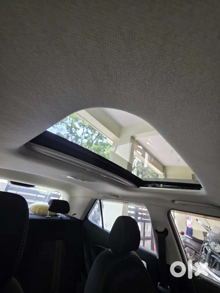 Hyundai Venue 2020 Petrol Well Maintained