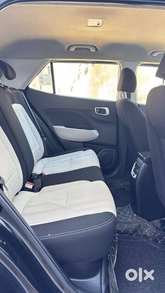 Hyundai Venue, 2025, Petrol