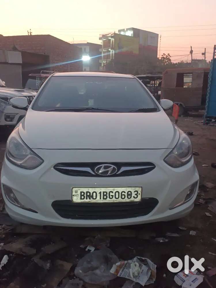 Hyundai Verna 2012