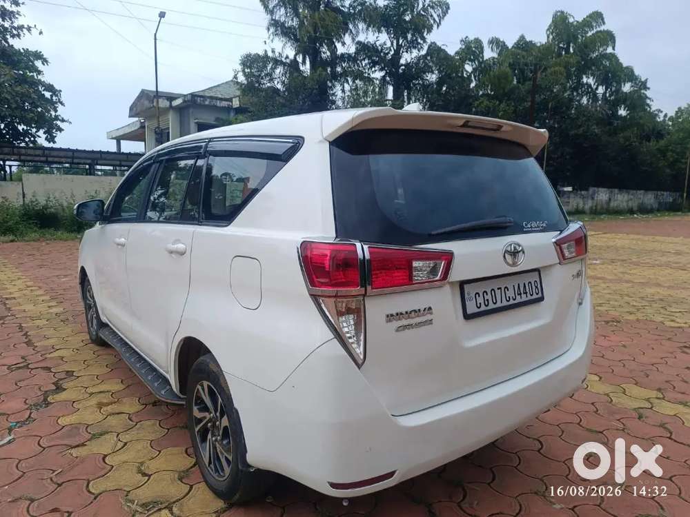 Toyota Innova Crysta Diesel 2022