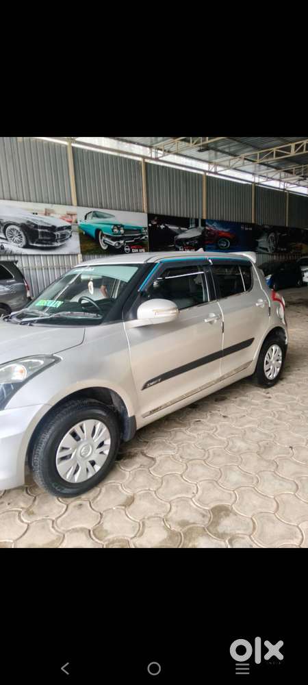 Maruti Swift 2011 Petrol