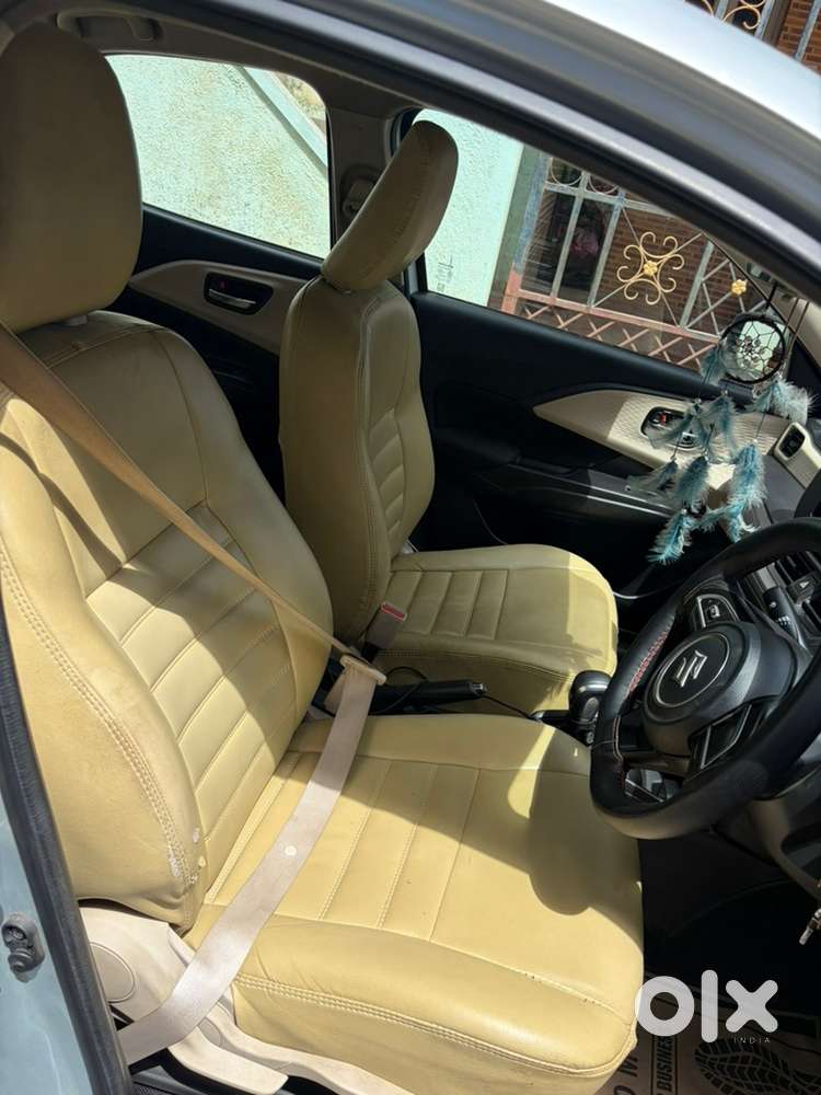 Dzire Vxi Automatic 4 Lacs Loan Continue
