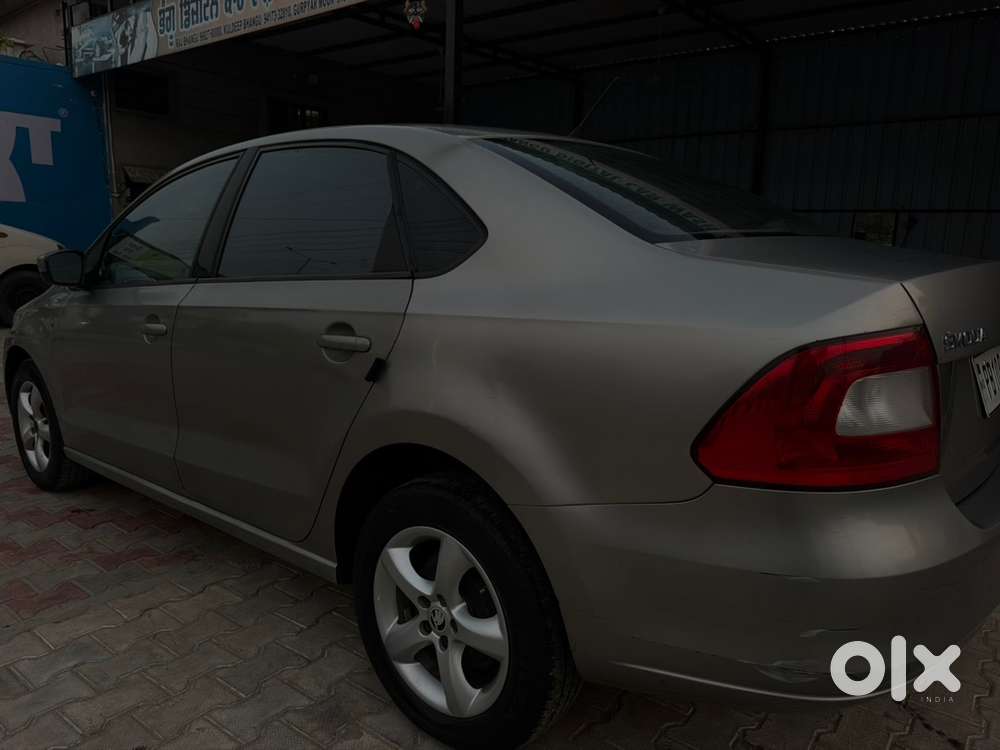 Skoda Rapid Diesel 2013