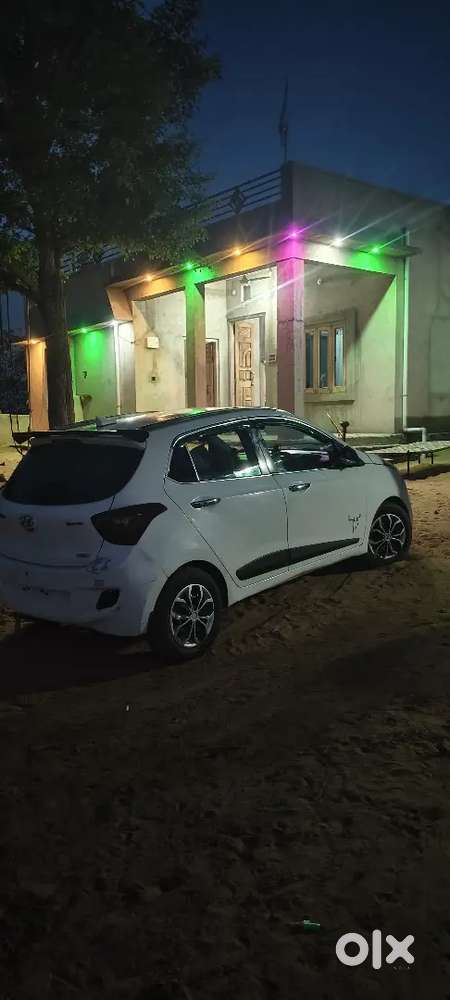 Hyundai Grand I10 2016 Cng & Hybrids Good Condition