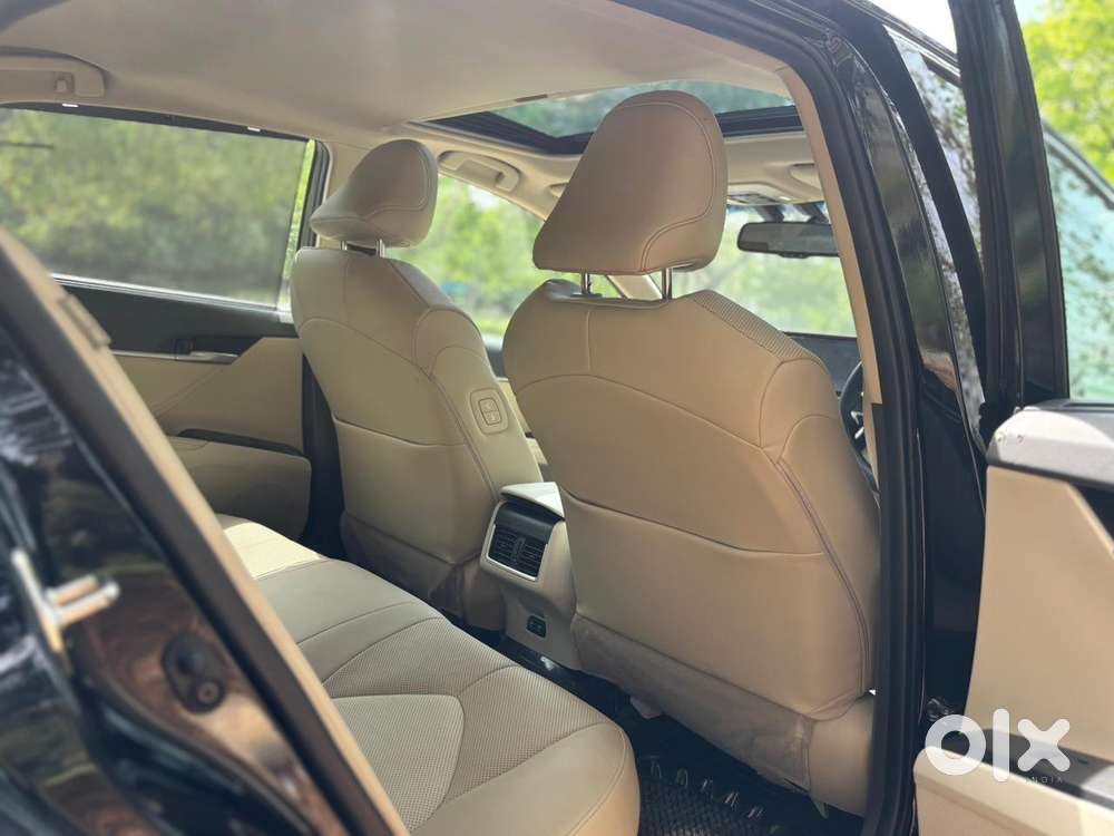 Toyota Camry [2019-ongoing] 2.5 Hybrid, 2024, Petrol