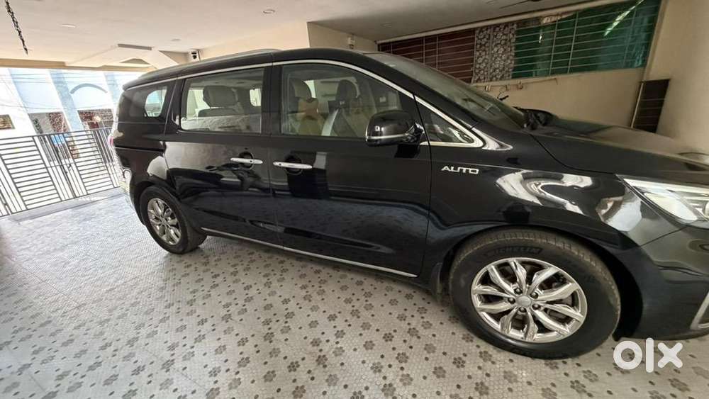 Kia Carnival 2021 Diesel 47500 Km Driven