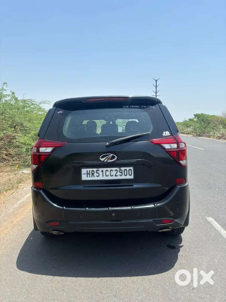 Mahindra Xuv500 2.2 W7 2021 With 0 Dep Insurance