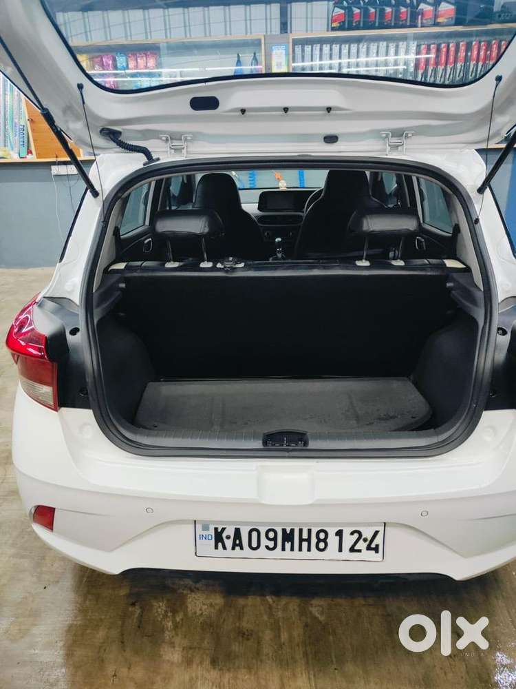 Hyundai I10 2023 Petrol 74000 Km Driven