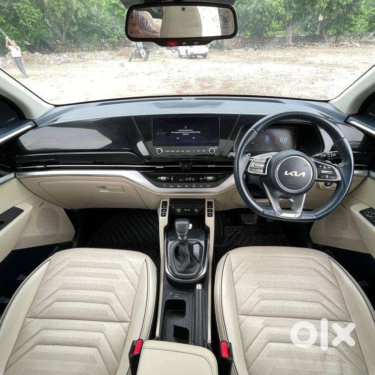 Kia Carens 1.4 Luxury Plus 6 Str, 2022, Diesel