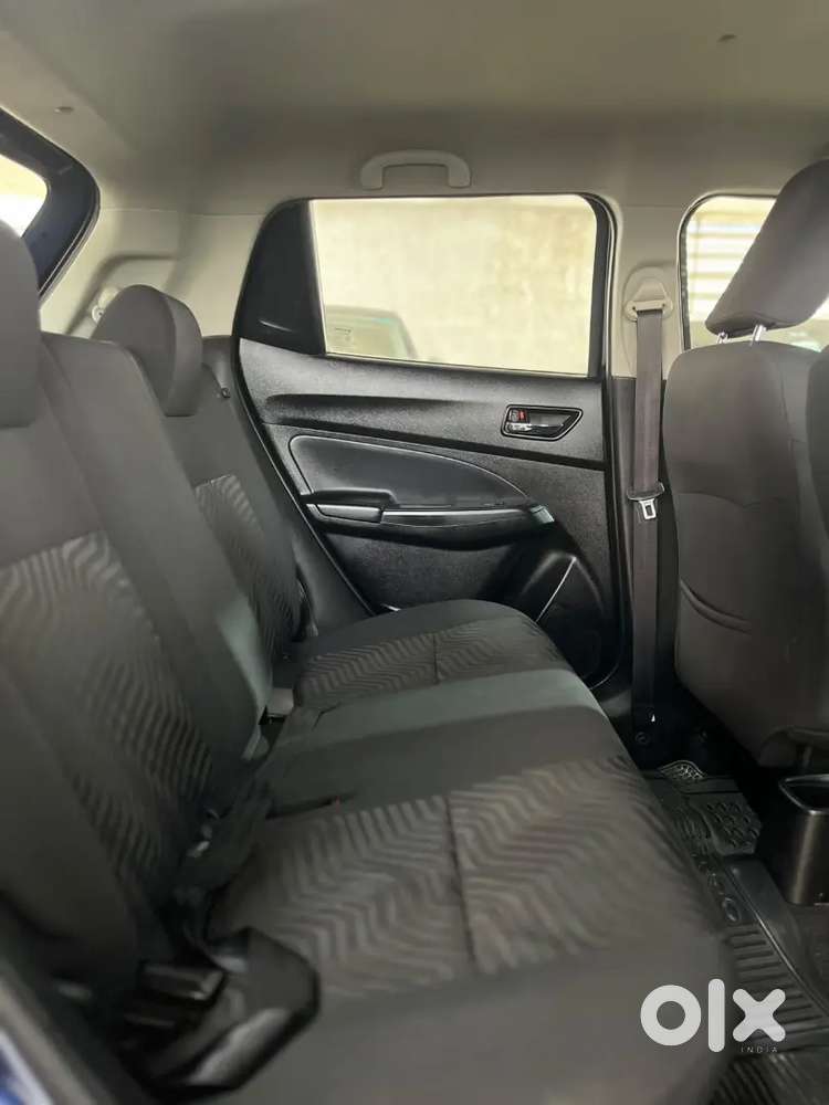 Maruti Suzuki Swift Vxi Auto 2018