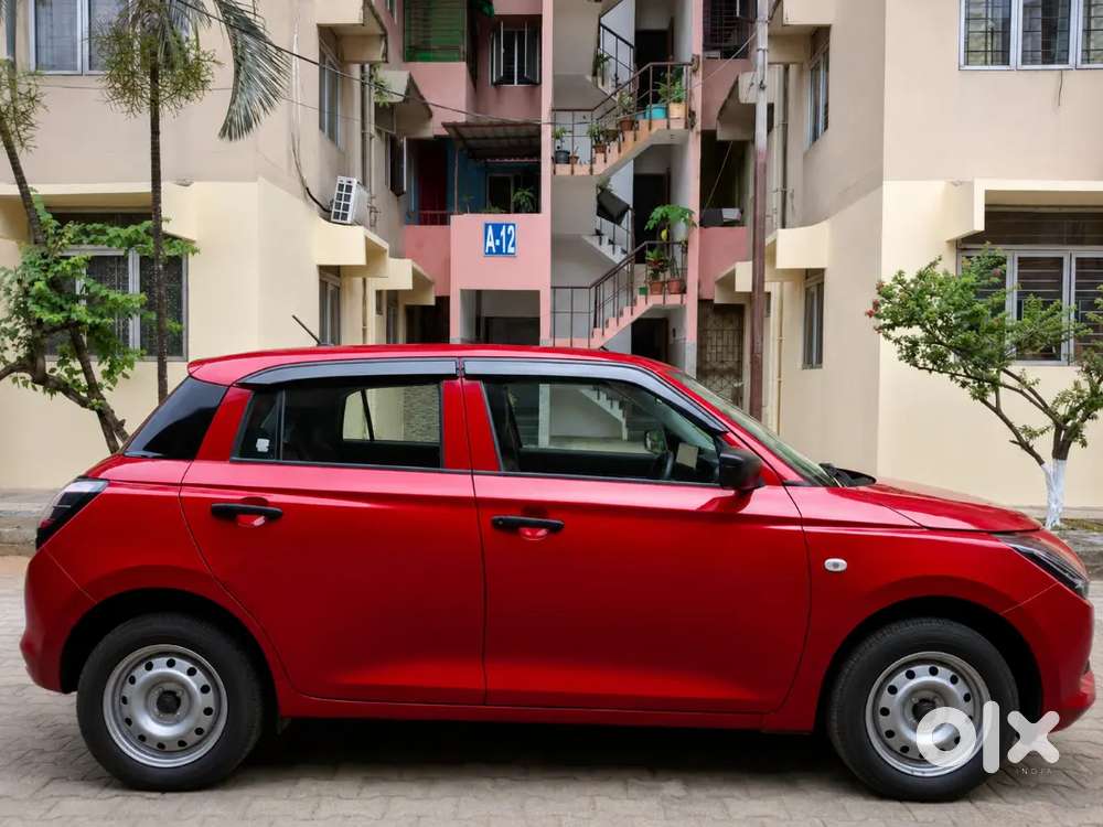 Maruti Suzuki New-gen Swift 2024 Petrol 15000 Km Driven