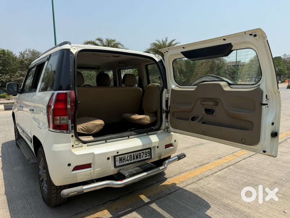 Mahindra Tuv 300 T10 Amt (automatic), 2017, Diesel