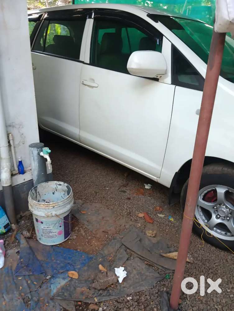 Toyota Innova Police Man Used Vehicle