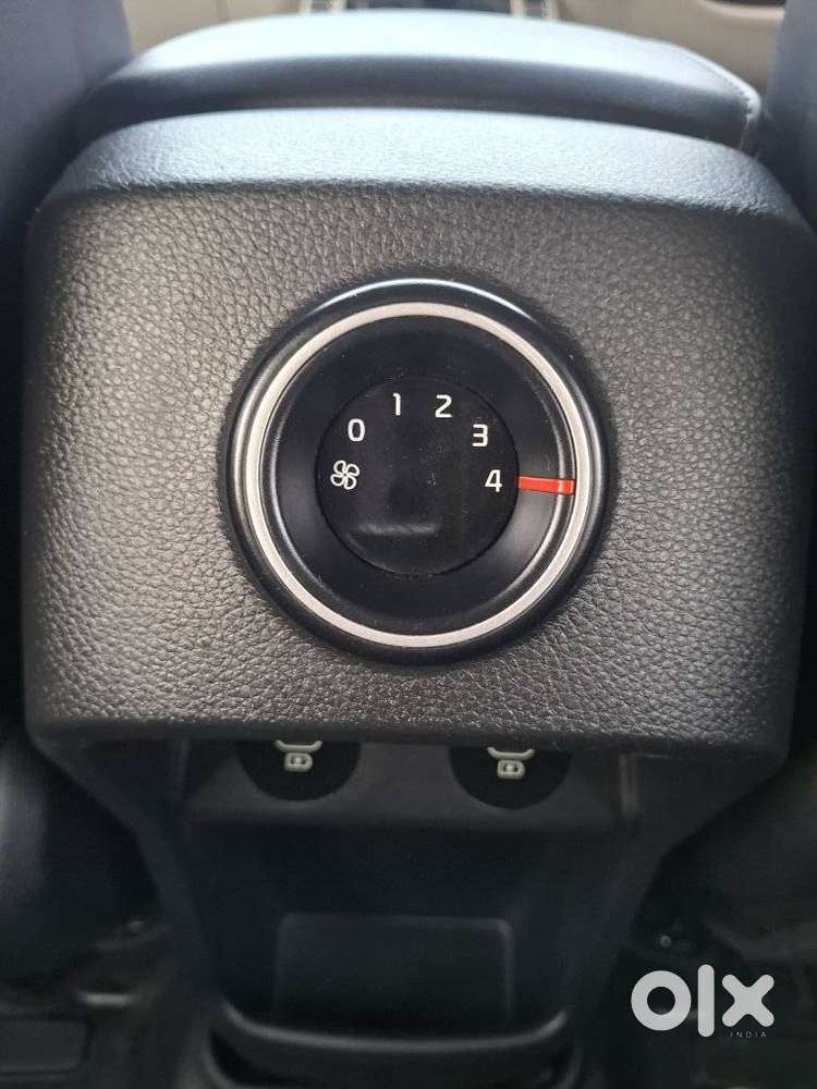 Kia Carens G1.5 6mt Gravity, 2024, Petrol