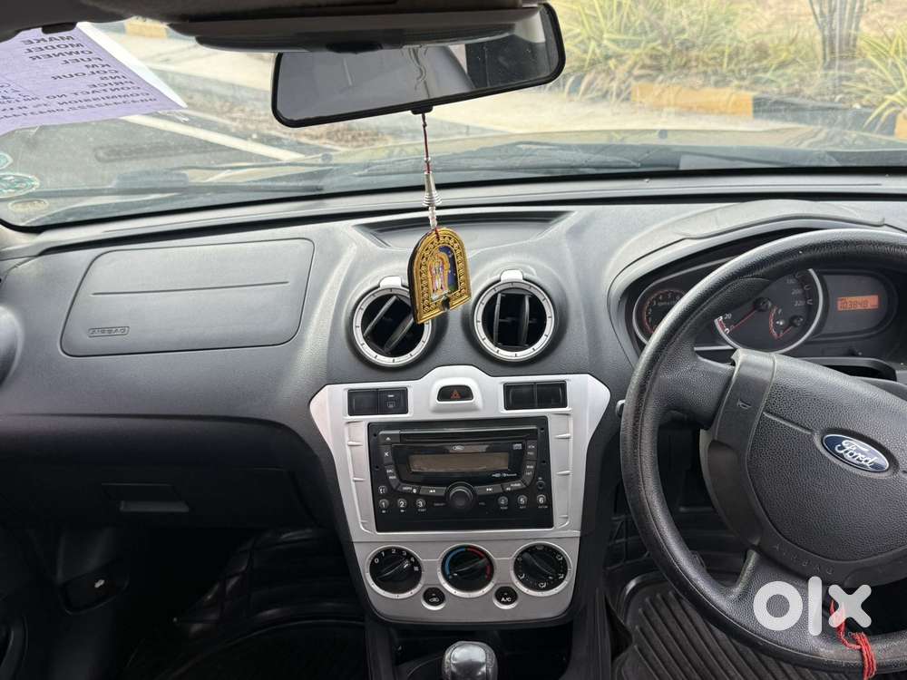 Ford Figo 1.2p Titanium Mt, 2010, Petrol