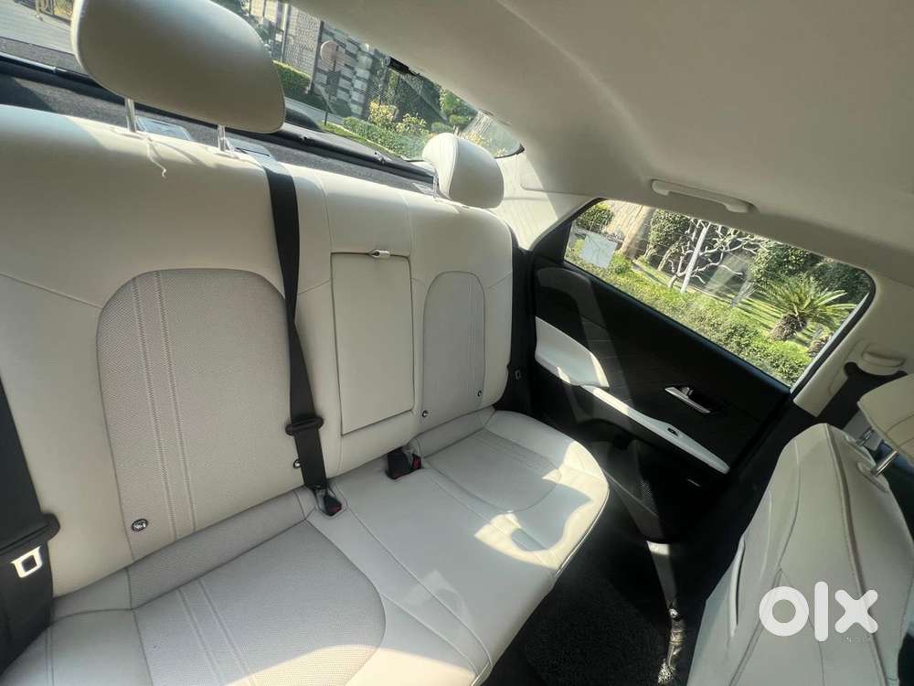 Hyundai Verna 1.5 Sx (o) Vtvt Ivt, 2023, Petrol