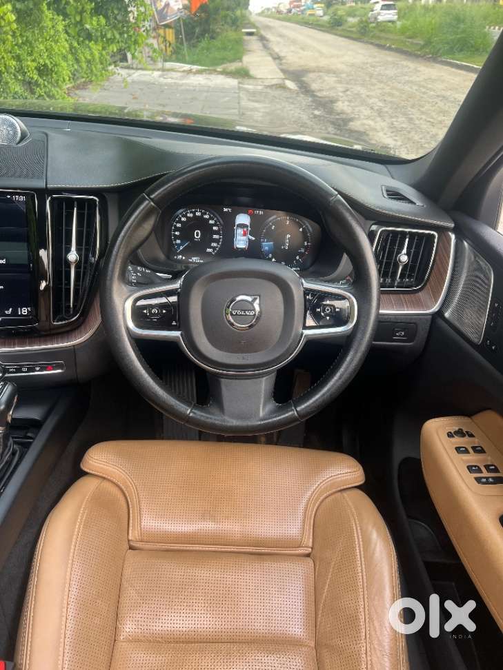 Volvo Xc60 D5 Awd Automatic, 2021, Diesel