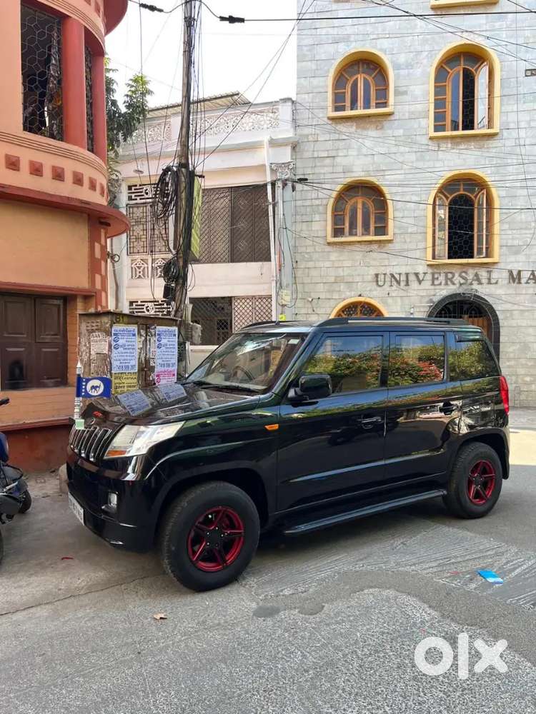 Mahindra Tuv 300 2017