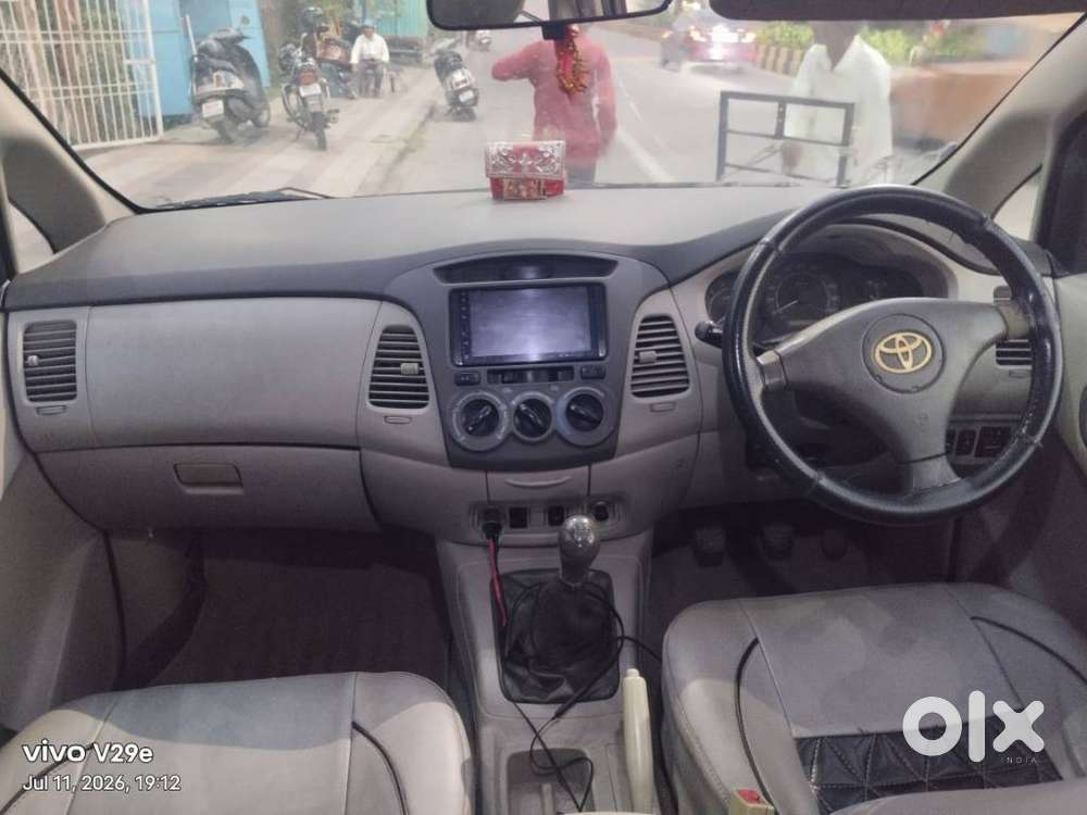 Toyota Innova 2.5 G (diesel) 8 Seater, 2010, Diesel