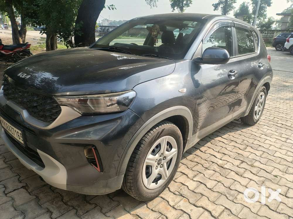 Kia Sonet Petrol 2021