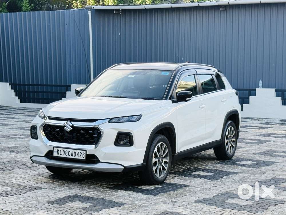 Maruti Suzuki Grand Vitara 1.5 Alpha Smart Hybrid Dual Tone, 2023, P..