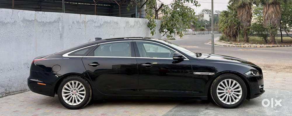 Jaguar Xj 2.0l Portfolio, 2017, Petrol