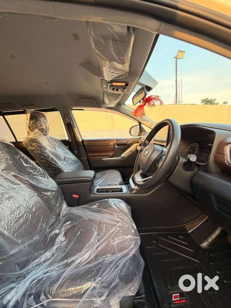 Toyota Innova Hycross Gx (o), 2025, Petrol