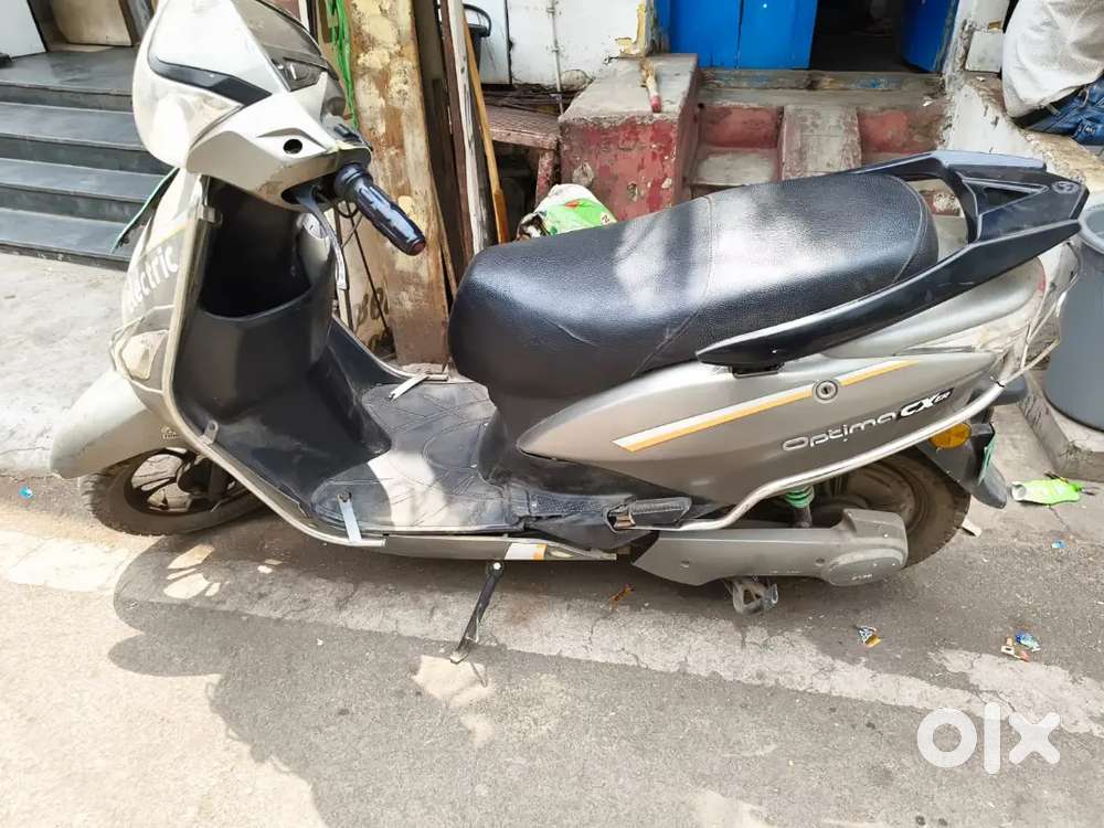 Sale My Santro Car Or Electric Two Wheeler Vechile