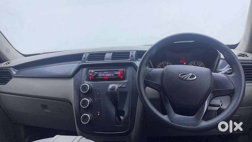Mahindra Kuv 100 Mfalcon G80 K4, 2016, Petrol