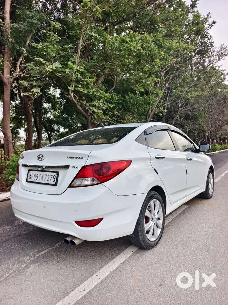 Hyundai Verna 1.6 Sx 2012