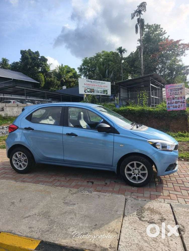 Tata Tiago, 2016, Petrol