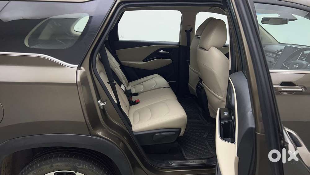 Mg Hector Sharp Pro 1.5 Turbo Mt, 2023, Petrol