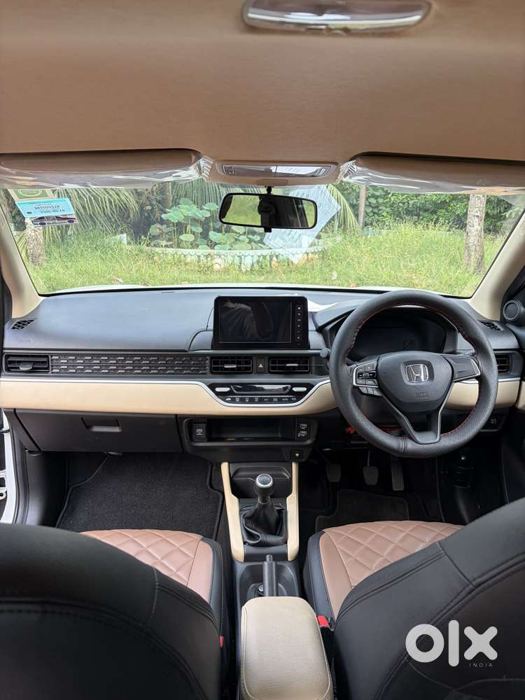 Honda Amaze 2nd Gen Vx, 2025, Petrol