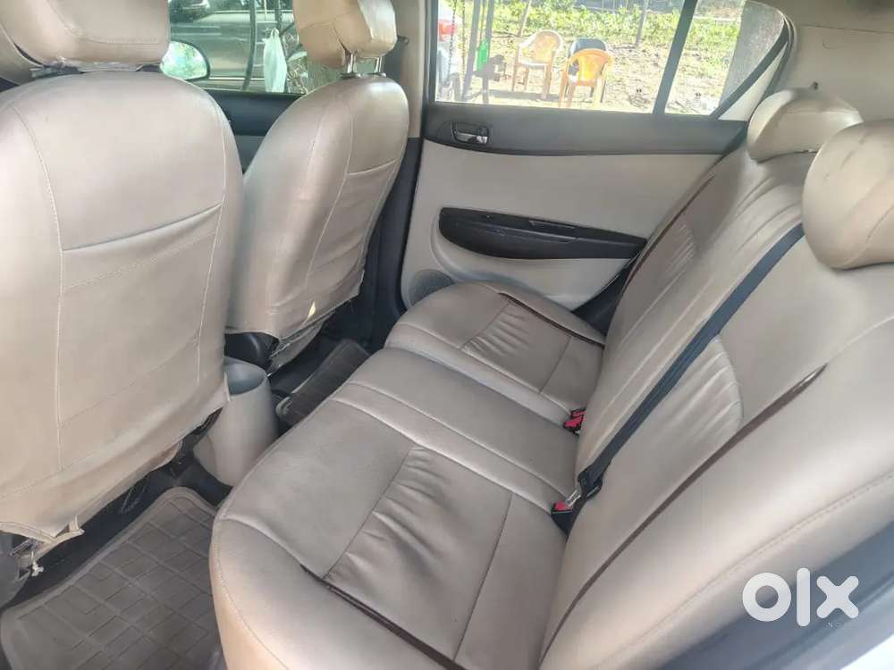 Hyundai I20 2009 Petrol Well Maintained New Tyer New Battery Androi