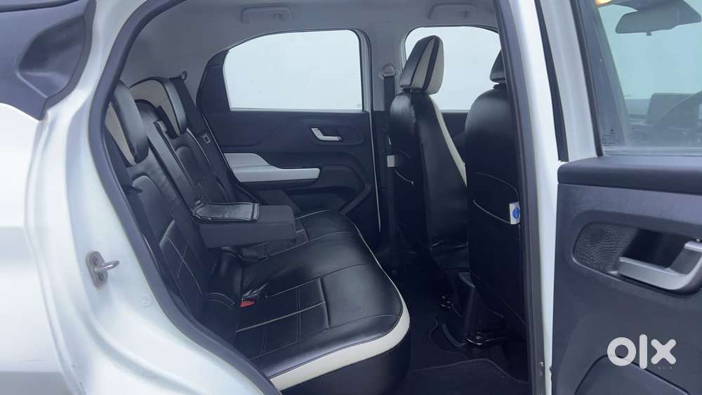 Tata Punch Creative Amt, 2022, Petrol