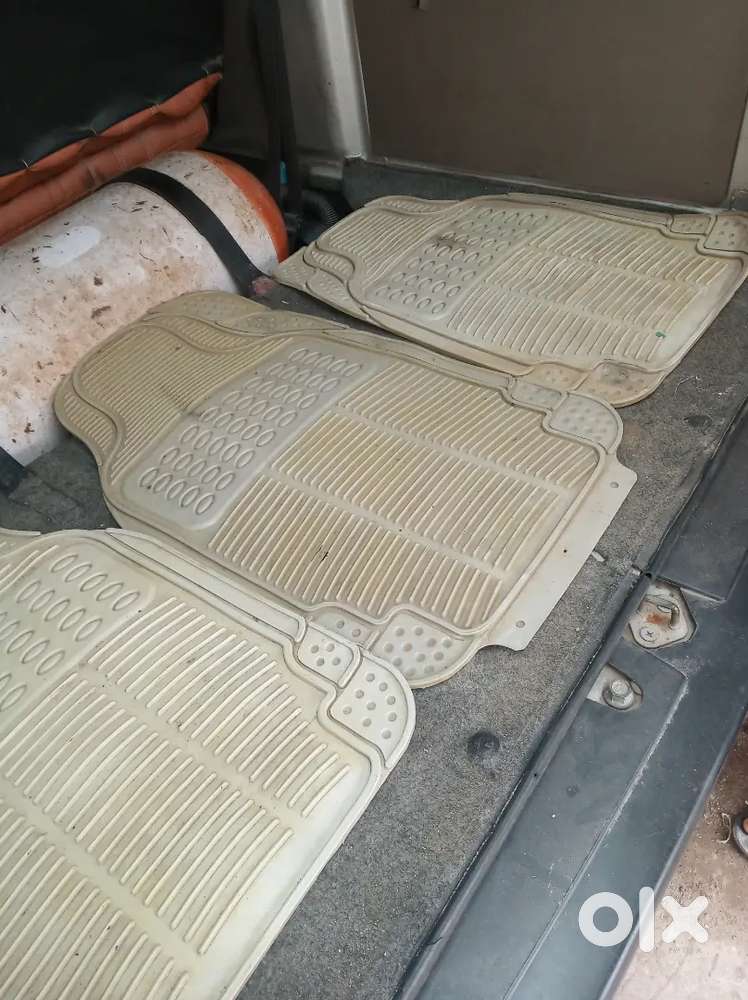 Maruti Suzuki Eeco 2011 Cng & Hybrids100101km Driven