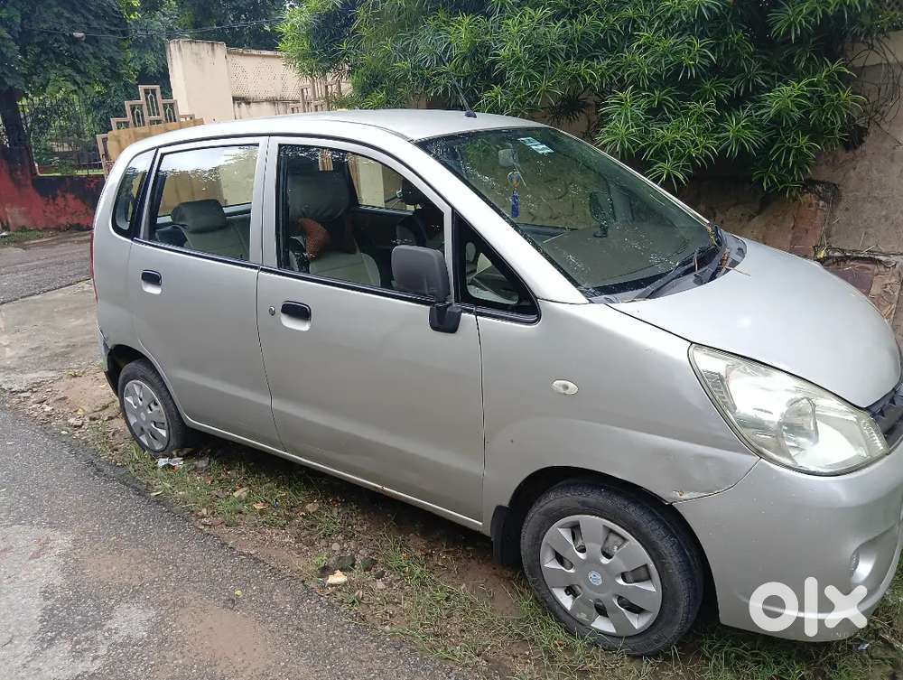 Maruti Suzuki Zen Estilo 1.0 Lxi 2010