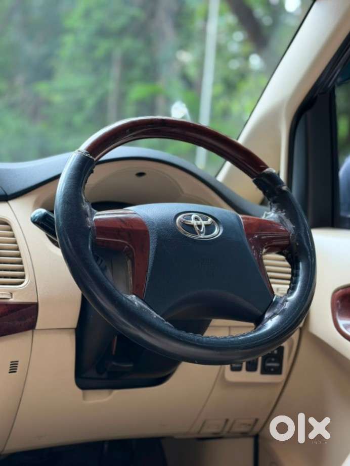 Toyota Innova 2.5 G (diesel) 7 Seater, 2015, Diesel