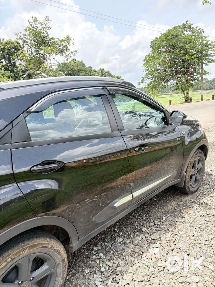 My Mom's 2023 Nexon EV Dark Edition 38 kms - Photo 2