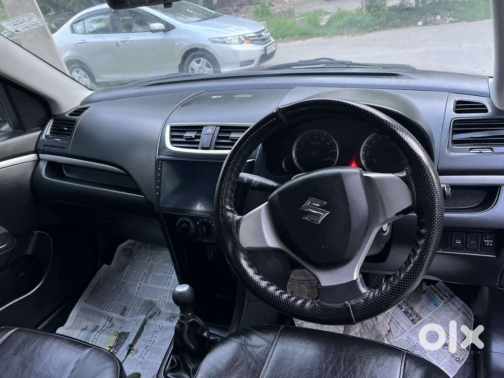 Maruti Suzuki Swift Vxi, 2012, Petrol
