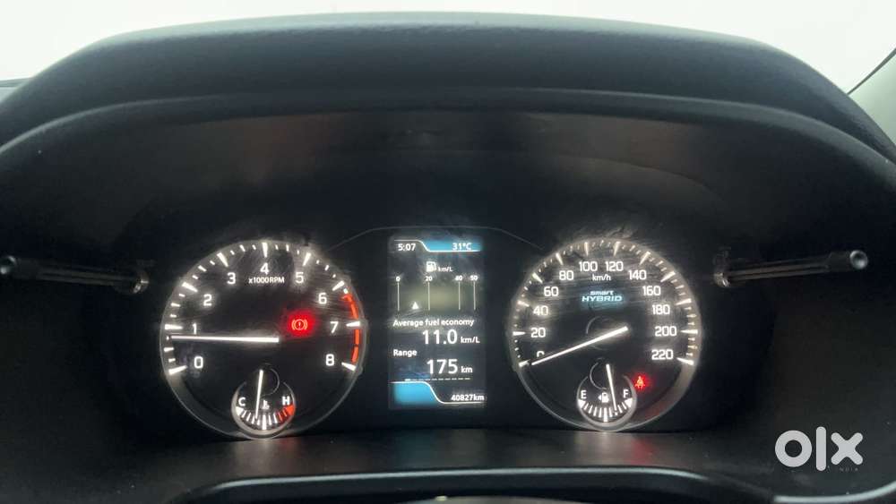 Maruti Suzuki Brezza 1.5 Zxi Plus Smart Hybrid Dual Tone, 2023, Petr..