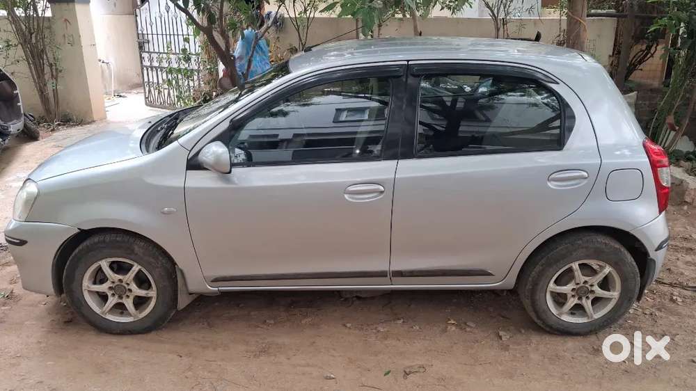 Toyota Etios Liva 2012 Diesel Manual 96000 Km Driven