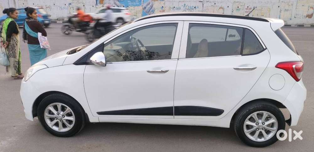 Hyundai Grand I10 Asta Automatic 1.2 Kappa Vtvt, 2015, Cng & Hybrids