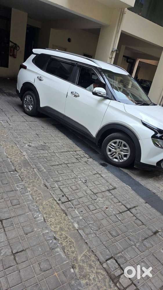 Kia Carens G1.5 6mt Prestige