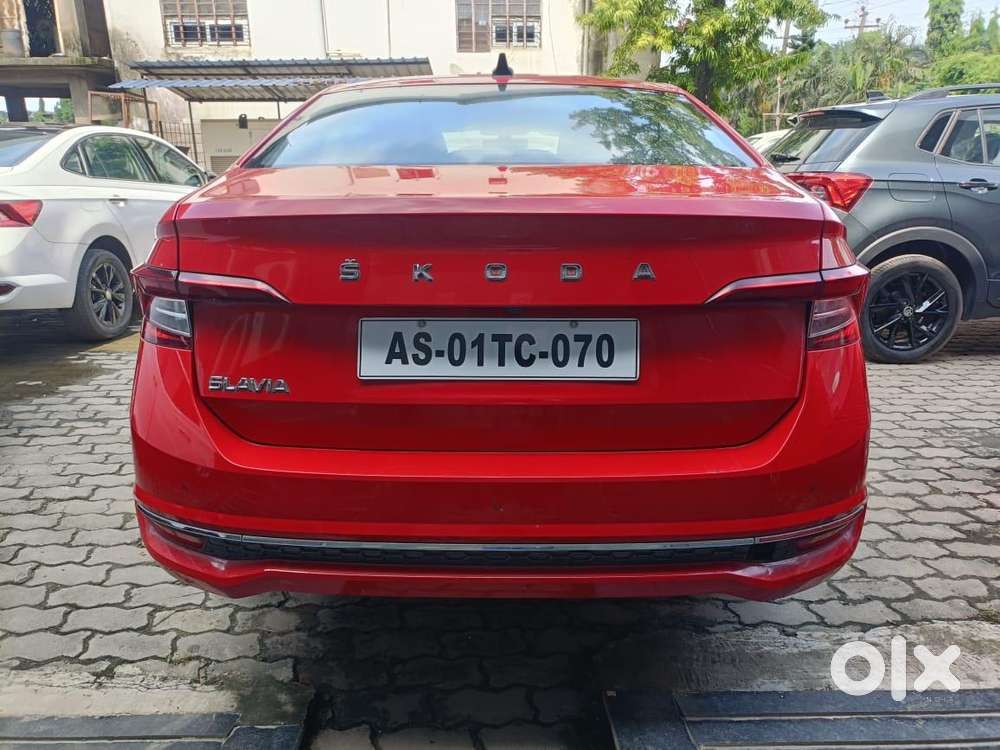 Skoda Slavia Style 1.0l Tsi Mt, 2024, Petrol