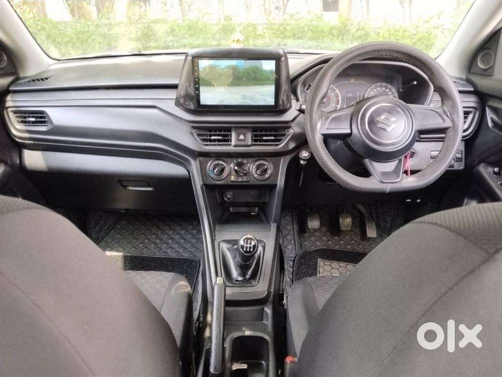 Maruti Suzuki Brezza 1.5 Lxi Smart Hybrid, 2025, Petrol