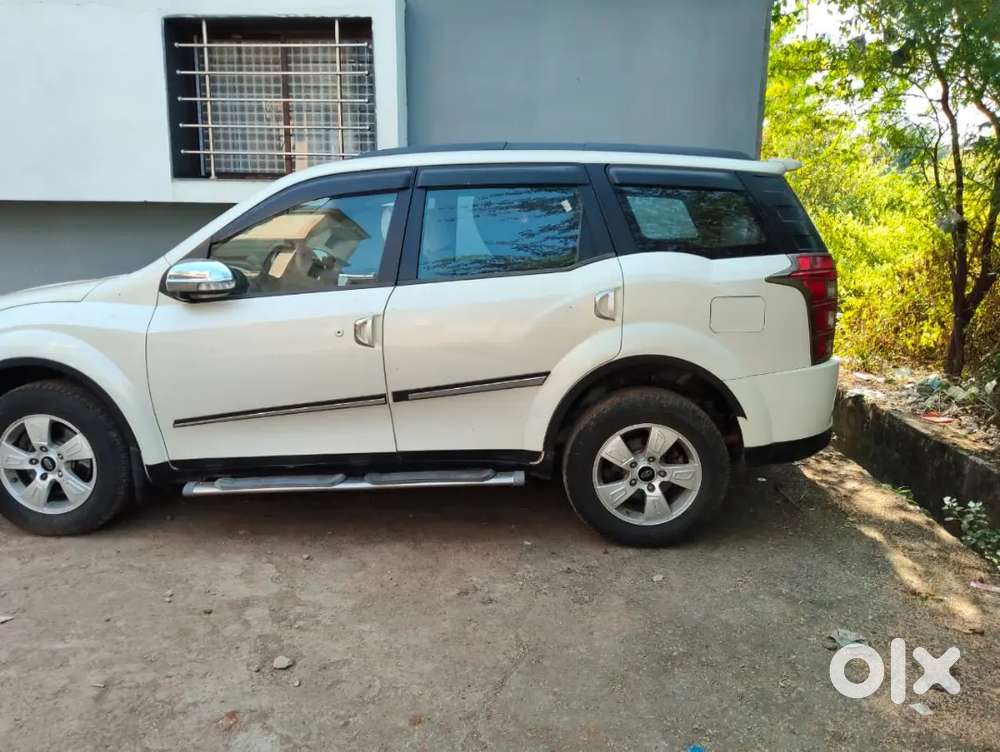 Mahindra Xuv500 2015