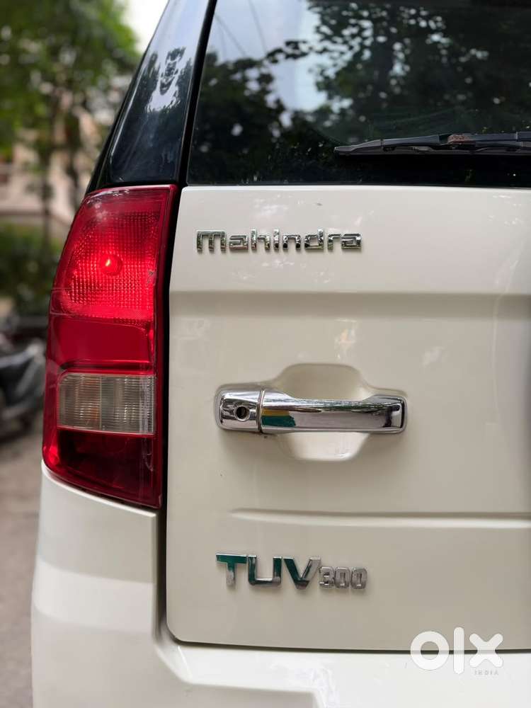 Mahindra Tuv 300 T8, 2016, Diesel
