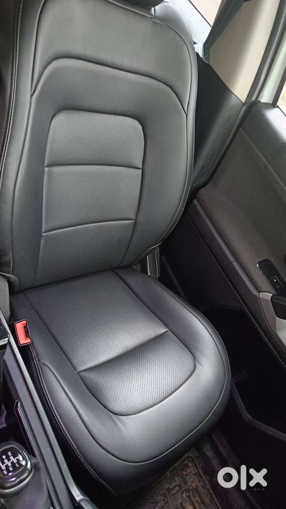 Featured With 360 Camera And New Seat Covers
