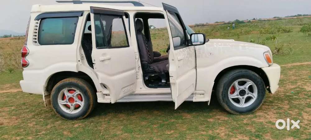 Mahindra Scorpio Classic 2009